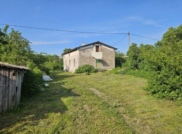 Müüa tallinn narva mnt ääres maja parajalt suure krundiga 2122 m2 !